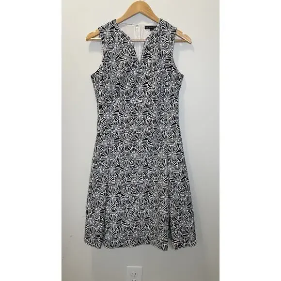 Brooks Brothers Sleeveless Floral Fit Flare Dress Career Nautical Navy Women's 6 - Picture 1 of 15